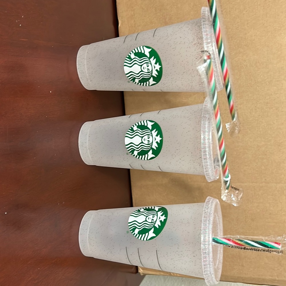starbucks reusable siren glitter 24oz cold cup with lid and swirl straw!